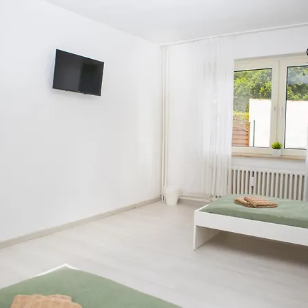 Modernes Business Mit 4 Einzelbetten Appartement *